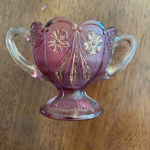 Pink Carnival antique glass handled cranberry dish - Picture 3 of 4
